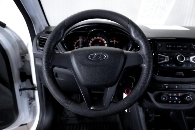 Lada (ВАЗ) Vesta I с пробегом 2020 года, цена 999 000 рублей, 88190 км, седан, Автокод Объявления