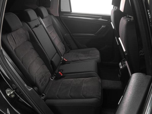 Volkswagen Tiguan II с пробегом 2017 года, цена 3 109 000 рублей, 147561 км, внедорожник, Автокод Объявления
