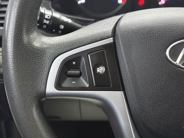 Hyundai Solaris I Рестайлинг с пробегом 2016 года, цена 1 195 000 рублей, 128416 км, седан, Автокод Объявления
