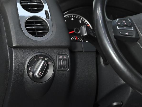 Volkswagen Tiguan I Рестайлинг с пробегом 2014 года, цена 1 399 000 рублей, 184000 км, внедорожник, Автокод Объявления
