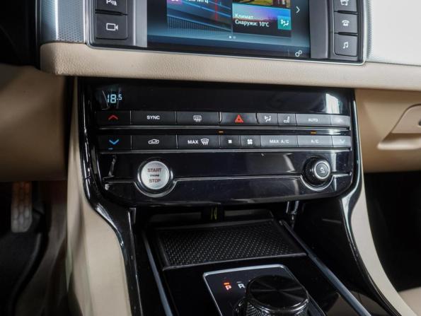 Jaguar XF II с пробегом 2016 года, цена 1 749 000 рублей, 191262 км, седан, Автокод Объявления