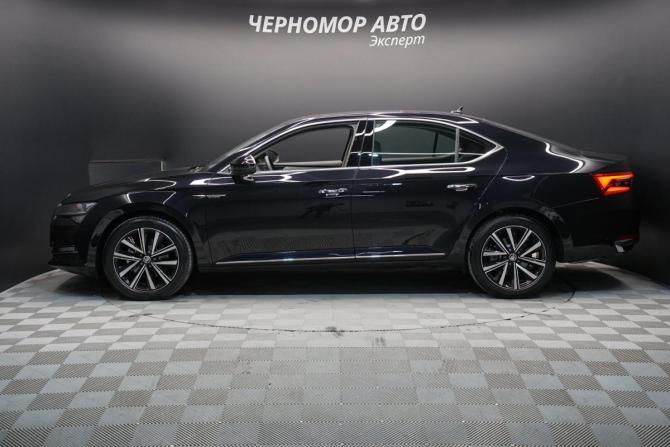 Skoda Superb IV с пробегом 2025 года, цена 3 340 000 рублей, 50 км, лифтбек, Автокод Объявления