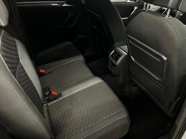 Volkswagen Tiguan II с пробегом 2018 года, цена 1 880 000 рублей, 98836 км, внедорожник, Автокод Объявления