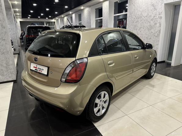 Kia Rio II Рестайлинг с пробегом 2010 года, цена 665 000 рублей, 127000 км, хэтчбек, Автокод Объявления