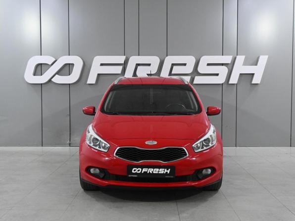 Kia Ceed II с пробегом 2014 года, цена 1 119 000 рублей, 170136 км, универсал, Автокод Объявления