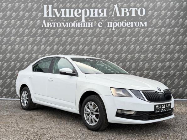 Skoda Octavia III (A7) Рестайлинг с пробегом 2019 года, цена 960 000 рублей, 174200 км, лифтбек, Автокод Объявления
