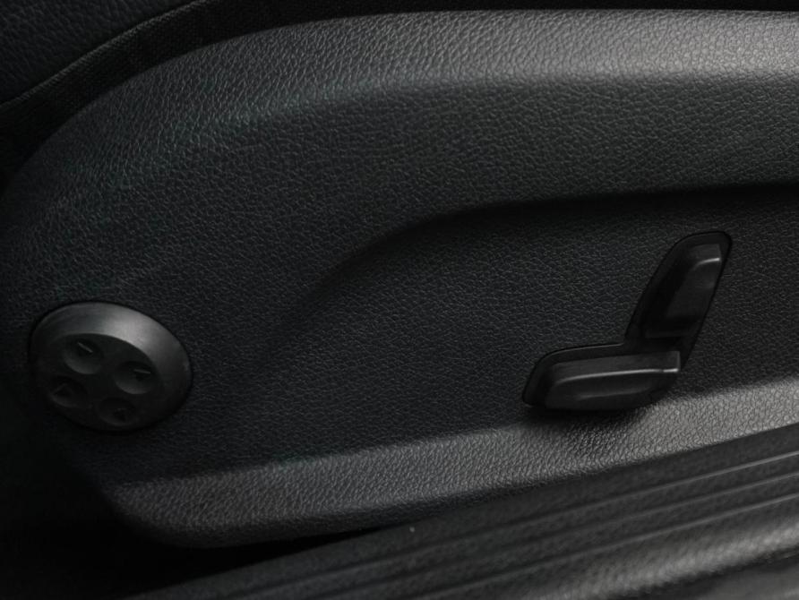 Mercedes-Benz C-Класс IV (W205) Рестайлинг Воронеж  - изображение 17