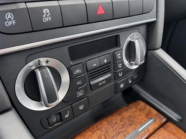 Audi A3 II (8P) Рестайлинг 2 с пробегом 2010 года, цена 949 000 рублей, 180264 км, хэтчбек, Автокод Объявления