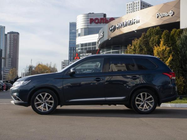 Mitsubishi Outlander III Рестайлинг 2 с пробегом 2017 года, цена 1 948 000 рублей, 124127 км, внедорожник, Автокод Объявления