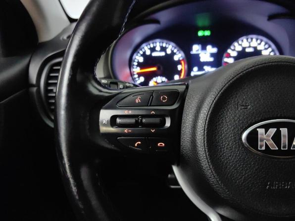Kia Rio IV с пробегом 2018 года, цена 1 325 000 рублей, 139200 км, седан, Автокод Объявления