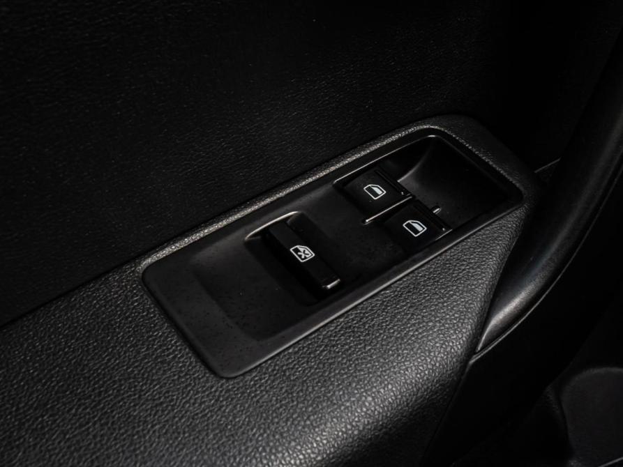 Volkswagen Polo V Краснодар  - изображение 17
