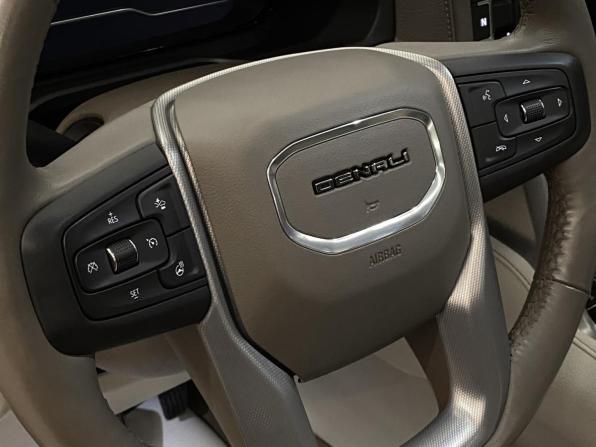 GMC Yukon V с пробегом 2022 года, цена 11 350 000 рублей, 34500 км, внедорожник, Автокод Объявления