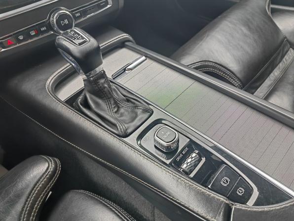 Volvo S90 II с пробегом 2017 года, цена 2 075 000 рублей, 188600 км, седан, Автокод Объявления