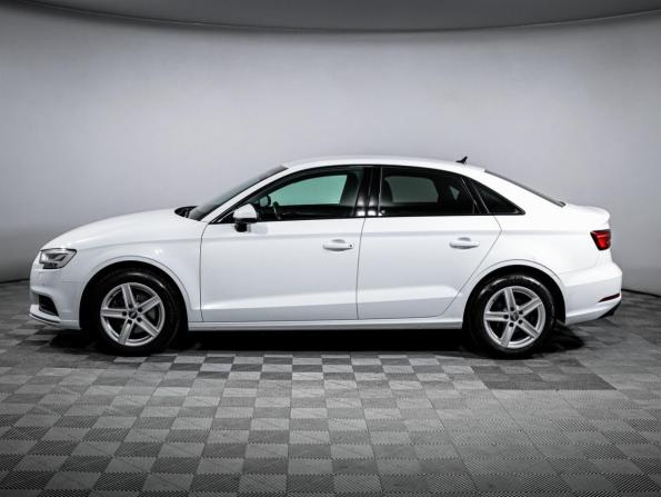 Audi A3 III (8V) Рестайлинг с пробегом 2019 года, цена 1 899 999 рублей, 44500 км, седан, Автокод Объявления