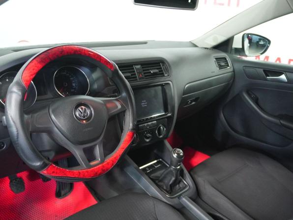 Volkswagen Jetta VI Рестайлинг с пробегом 2015 года, цена 818 000 рублей, 244526 км, седан, Автокод Объявления