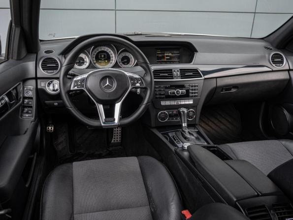 Mercedes-Benz C-Класс III (W204) Рестайлинг с пробегом 2012 года, цена 1 445 000 рублей, 256218 км, седан, Автокод Объявления