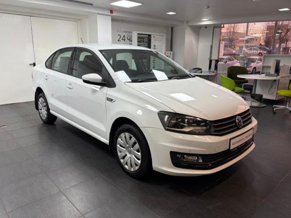 Volkswagen Polo V Рестайлинг с пробегом 2018 года, цена 1 238 000 рублей, 67099 км, седан, Автокод Объявления