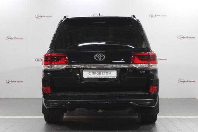 Toyota Land Cruiser 200 Series Рестайлинг 2 с пробегом 2017 года, цена 7 500 000 рублей, 108306 км, внедорожник, Автокод Объявления