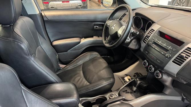 Mitsubishi Outlander II Рестайлинг с пробегом 2011 года, цена 1 170 000 рублей, 210005 км, внедорожник, Автокод Объявления