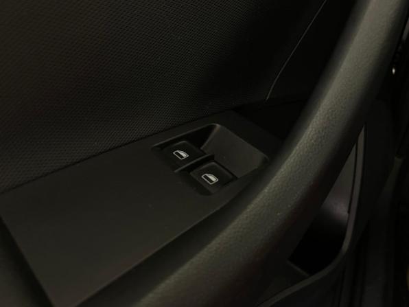 Skoda Rapid I с пробегом 2015 года, цена 989 000 рублей, 139327 км, лифтбек, Автокод Объявления
