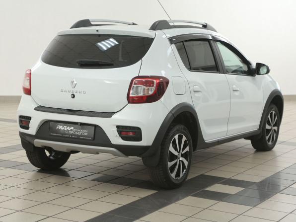 Renault Sandero II Рестайлинг с пробегом 2020 года, цена 1 053 000 рублей, 92600 км, хэтчбек, Автокод Объявления