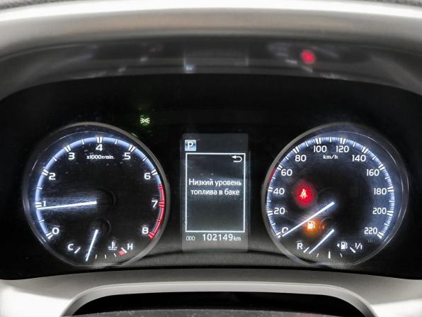 Toyota RAV4 IV (XA40) Рестайлинг с пробегом 2016 года, цена 2 290 000 рублей, 102200 км, внедорожник, Автокод Объявления