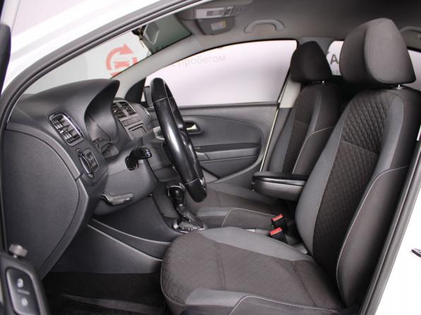 Volkswagen Polo V Рестайлинг с пробегом 2018 года, цена 1 170 000 рублей, 218000 км, седан, Автокод Объявления