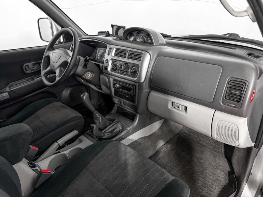 Mitsubishi Pajero Sport I Рестайлинг Санкт-Петербург  - изображение 13