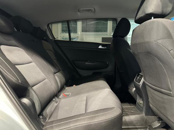 Kia Sportage IV Рестайлинг с пробегом 2019 года, цена 2 257 000 рублей, 37721 км, внедорожник, Автокод Объявления