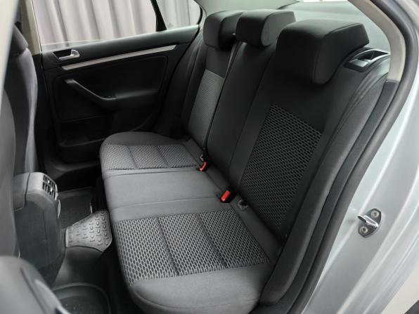 Volkswagen Jetta V с пробегом 2009 года, цена 569 000 рублей, 111992 км, седан, Автокод Объявления