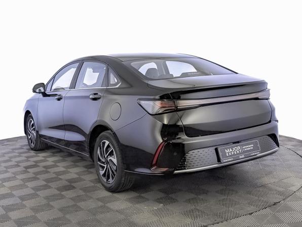 BAIC U5 Plus с пробегом 2023 года, цена 1 325 000 рублей, 60607 км, седан, Автокод Объявления