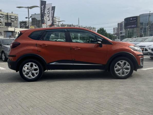 Renault Kaptur I с пробегом 2016 года, цена 1 190 000 рублей, 196000 км, внедорожник, Автокод Объявления