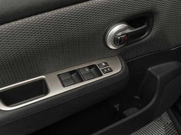 Nissan Tiida I Рестайлинг с пробегом 2010 года, цена 790 000 рублей, 159918 км, седан, Автокод Объявления