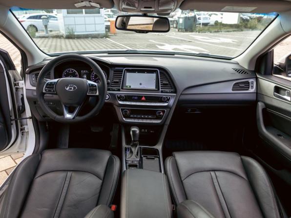 Hyundai Sonata VII (LF) Рестайлинг с пробегом 2019 года, цена 1 565 000 рублей, 109500 км, седан, Автокод Объявления