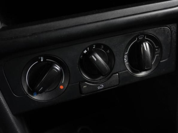 Volkswagen Polo V с пробегом 2013 года, цена 710 000 рублей, 116096 км, седан, Автокод Объявления