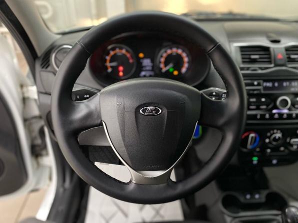 Lada (ВАЗ) Granta I Рестайлинг с пробегом 2020 года, цена 749 000 рублей, 61610 км, лифтбек, Автокод Объявления