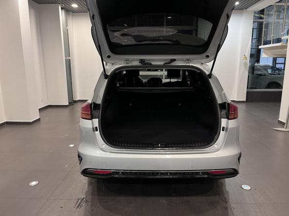 Kia Ceed III Рестайлинг с пробегом 2022 года, цена 2 383 000 рублей, 77739 км, универсал, Автокод Объявления