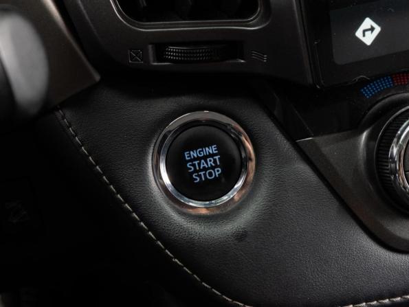 Toyota RAV4 IV (XA40) с пробегом 2013 года, цена 2 129 000 рублей, 166758 км, внедорожник, Автокод Объявления