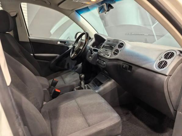 Volkswagen Tiguan I Рестайлинг с пробегом 2014 года, цена 1 090 000 рублей, 178600 км, внедорожник, Автокод Объявления