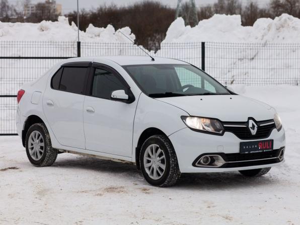 Renault Logan II с пробегом 2018 года, цена 740 000 рублей, 174775 км, седан, Автокод Объявления
