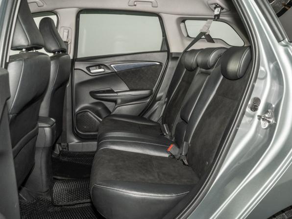Honda Shuttle II с пробегом 2015 года, цена 1 065 000 рублей, 165838 км, универсал, Автокод Объявления