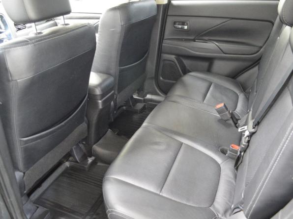 Mitsubishi Outlander III Рестайлинг 2 с пробегом 2015 года, цена 1 700 000 рублей, 239825 км, внедорожник, Автокод Объявления