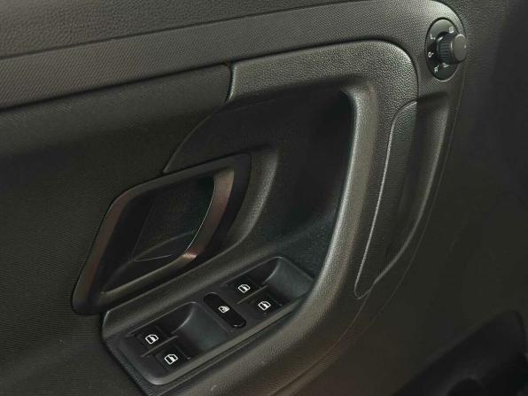 Skoda Fabia II Рестайлинг с пробегом 2012 года, цена 815 000 рублей, 180515 км, хэтчбек, Автокод Объявления