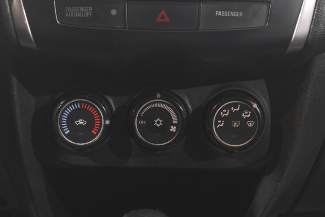 Mitsubishi ASX I с пробегом 2012 года, цена 1 099 000 рублей, 213000 км, внедорожник, Автокод Объявления