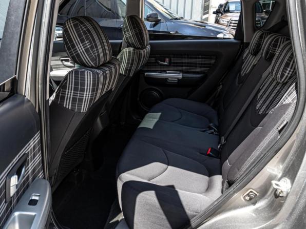 Kia Soul I Рестайлинг с пробегом 2012 года, цена 1 090 000 рублей, 130564 км, хэтчбек, Автокод Объявления