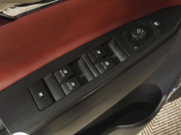 Opel Antara I Рестайлинг с пробегом 2013 года, цена 987 000 рублей, 217779 км, внедорожник, Автокод Объявления
