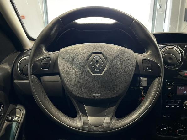 Renault Duster I Рестайлинг с пробегом 2015 года, цена 1 035 000 рублей, 177263 км, внедорожник, Автокод Объявления