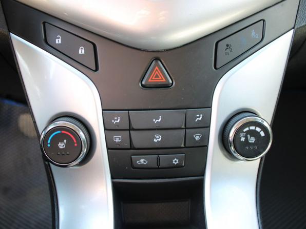 Chevrolet Cruze I Рестайлинг с пробегом 2012 года, цена 629 000 рублей, 136927 км, хэтчбек, Автокод Объявления