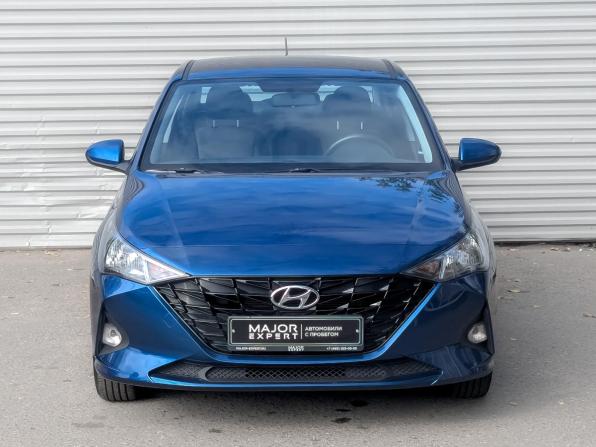 Hyundai Solaris II Рестайлинг с пробегом 2022 года, цена 1 600 000 рублей, 45136 км, седан, Автокод Объявления