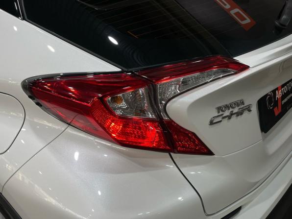 Toyota C-HR I с пробегом 2019 года, цена 2 250 000 рублей, 76473 км, внедорожник, Автокод Объявления